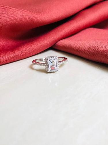 925 Silver Rectangular Sleek Ring